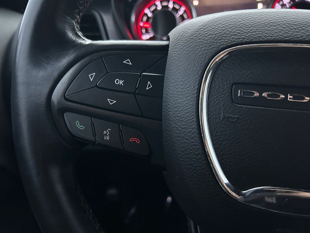 2015 Dodge Challenger SXT