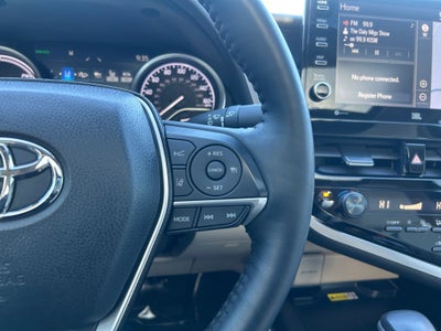 2022 Toyota Camry Hybrid XLE