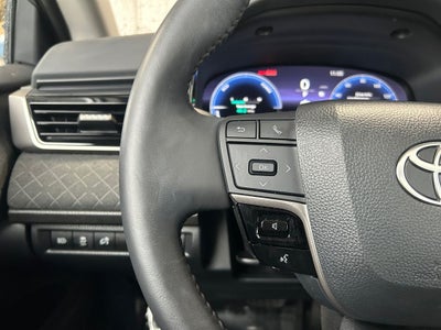 2025 Toyota Camry XLE