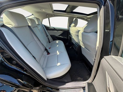 2025 Toyota Camry XLE Hybrid AWD