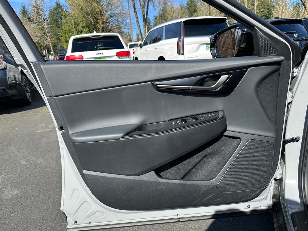 2025 Kia EV6 Light