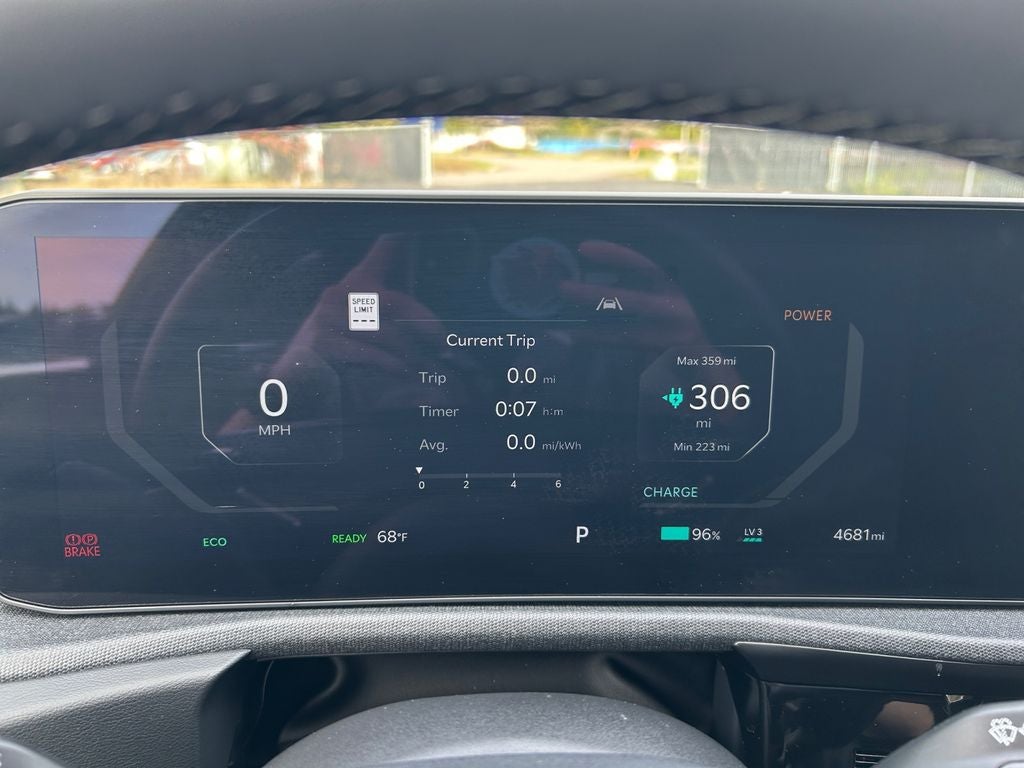 2025 Kia EV6 Light