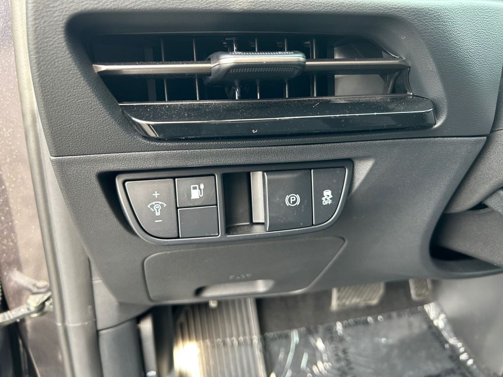 2025 Kia EV6 Light