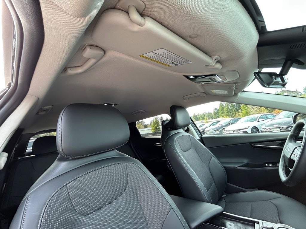 2025 Kia EV6 Light
