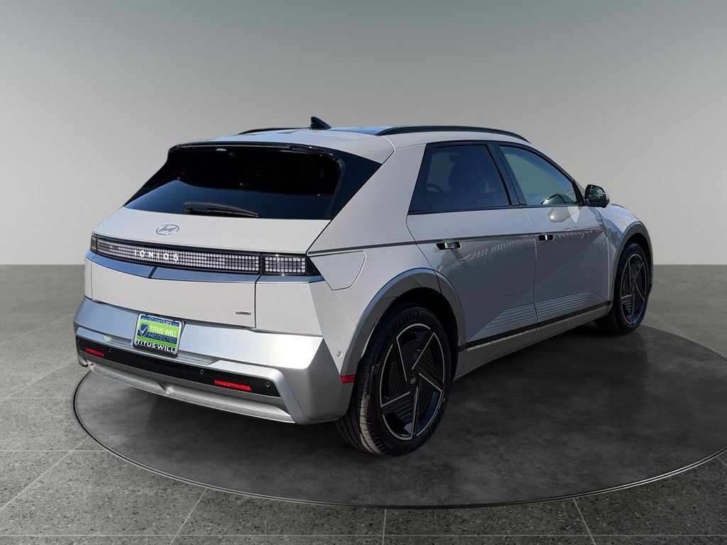 2025 Hyundai IONIQ 5 Limited - Photo 10
