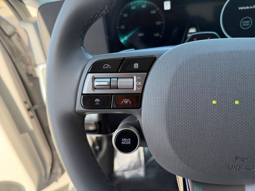 2025 Hyundai IONIQ 5 Limited - Photo 16