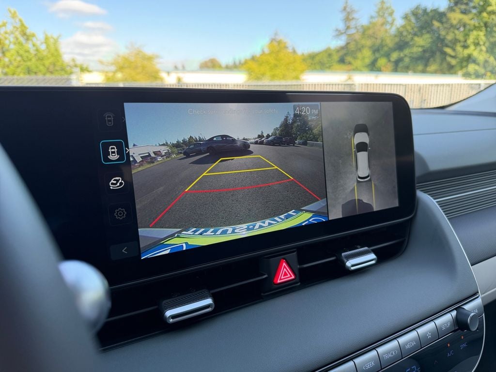 2025 Hyundai IONIQ 5 Limited - Photo 18
