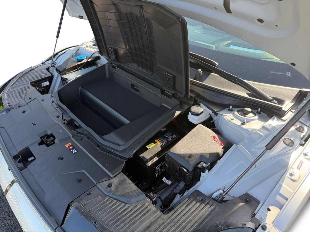 2025 Hyundai IONIQ 5 Limited - Photo 31