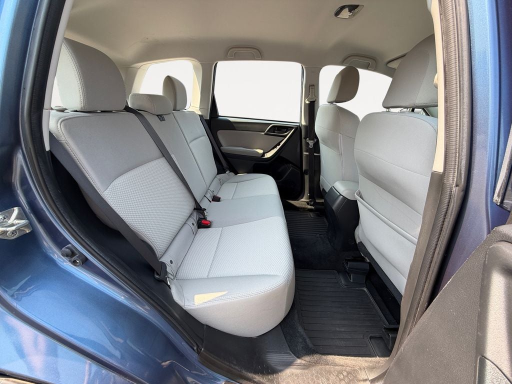 2016 Subaru Forester 2.5i