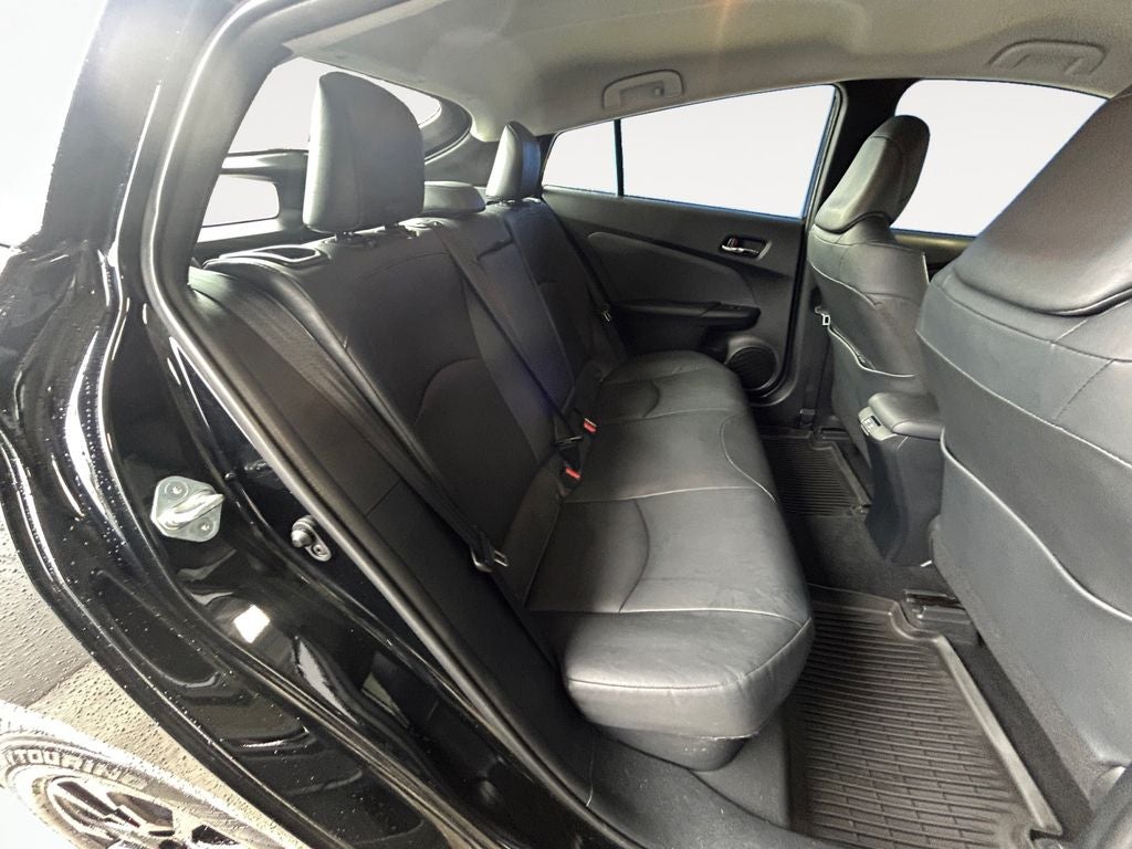 2022 Toyota Prius Base