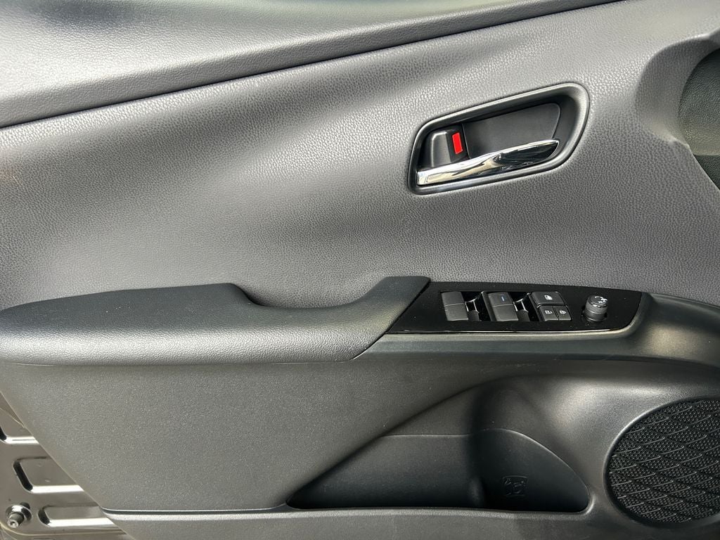 2022 Toyota Prius Base