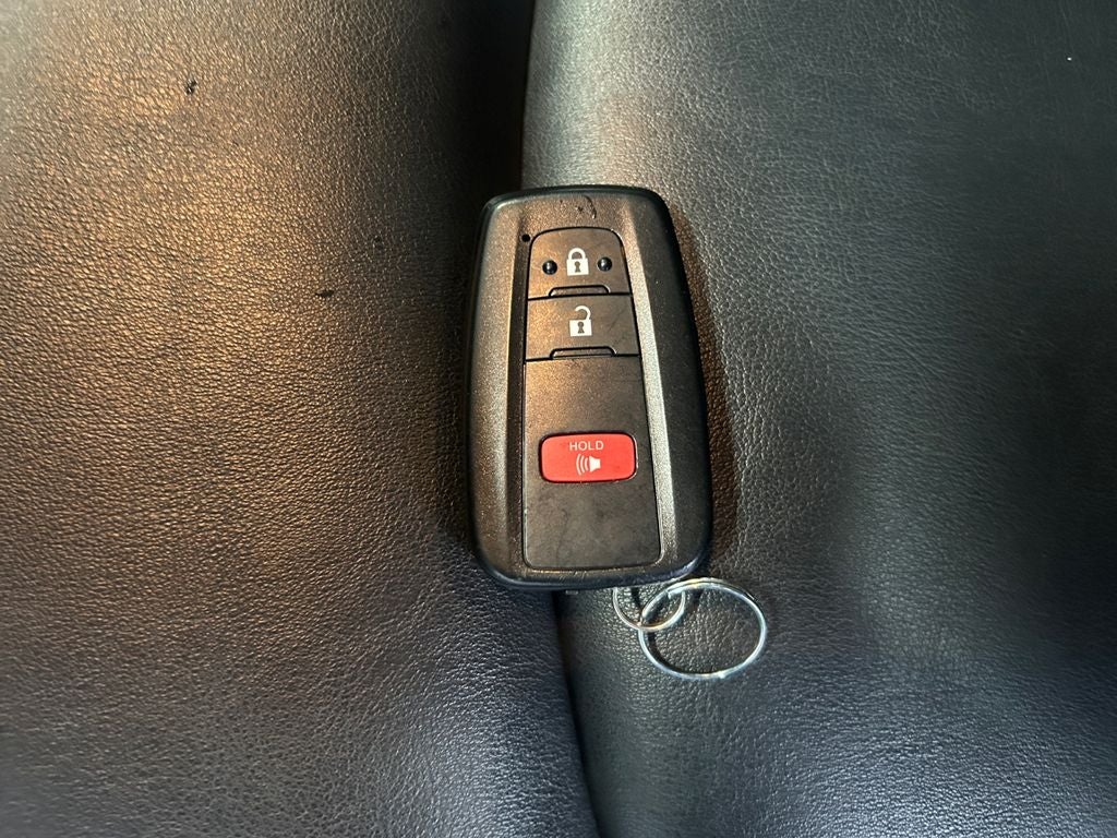 2022 Toyota Prius Base