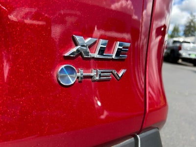 2025 Toyota RAV4 Hybrid XLE
