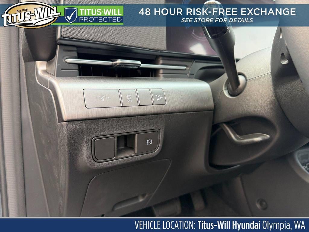 2027 Hyundai Kona SE AWD