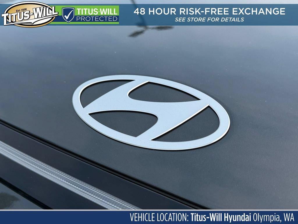 2027 Hyundai Kona SE AWD