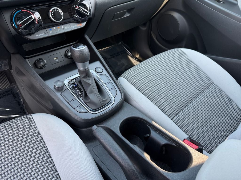 2022 Hyundai Kona SE