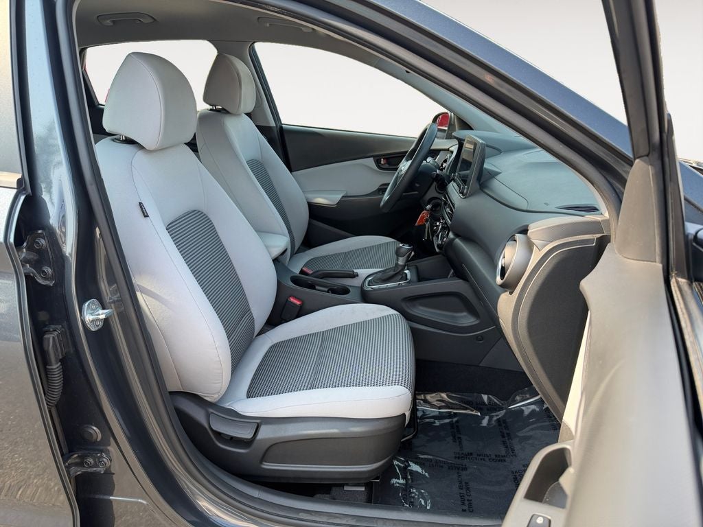 2022 Hyundai Kona SE