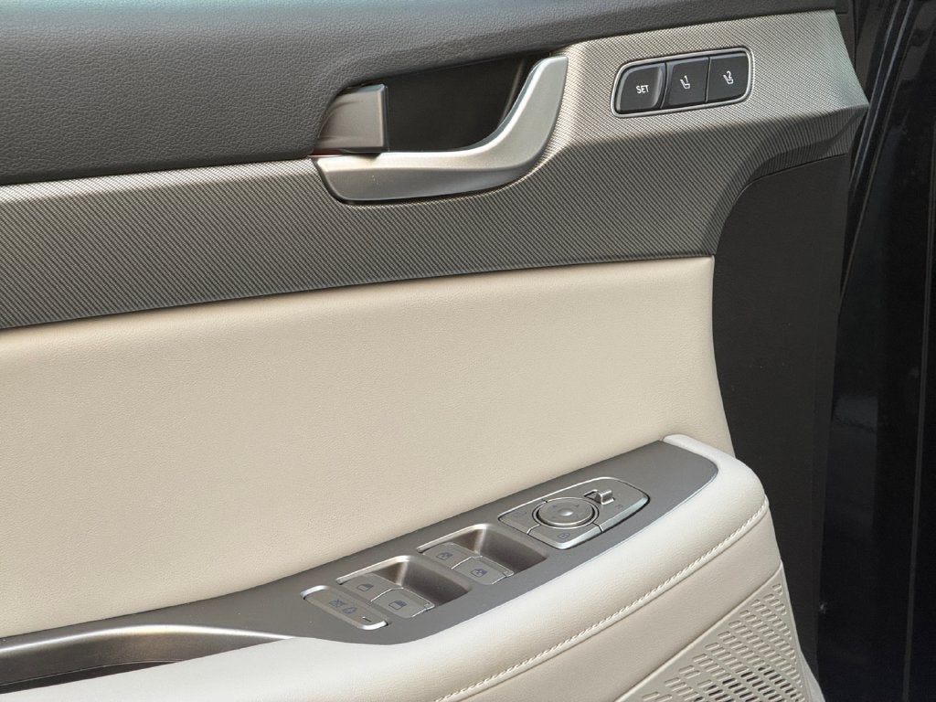 2025 Hyundai Palisade SEL Premium 8 Passenger
