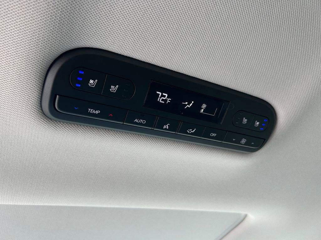 2026 Hyundai Palisade Hybrid SEL Premium 8P