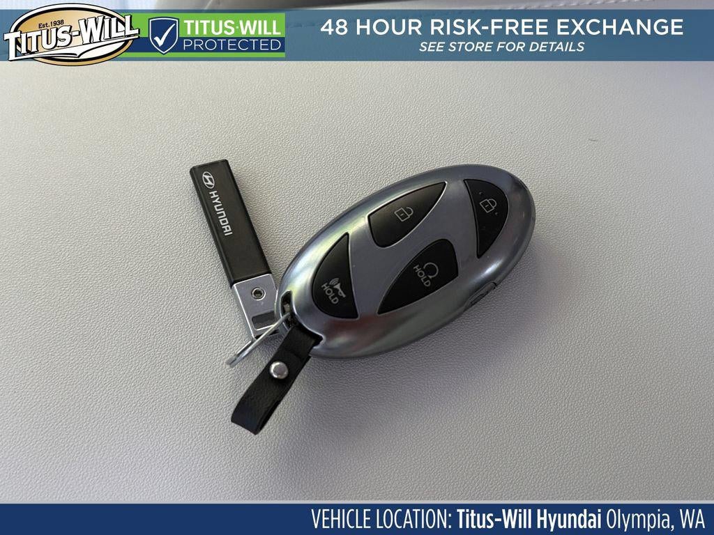 2026 Hyundai Palisade Hybrid SEL Premium 8P