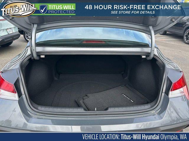 2026 Hyundai Elantra SE