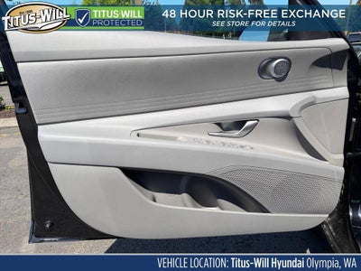 2026 Hyundai Elantra SE