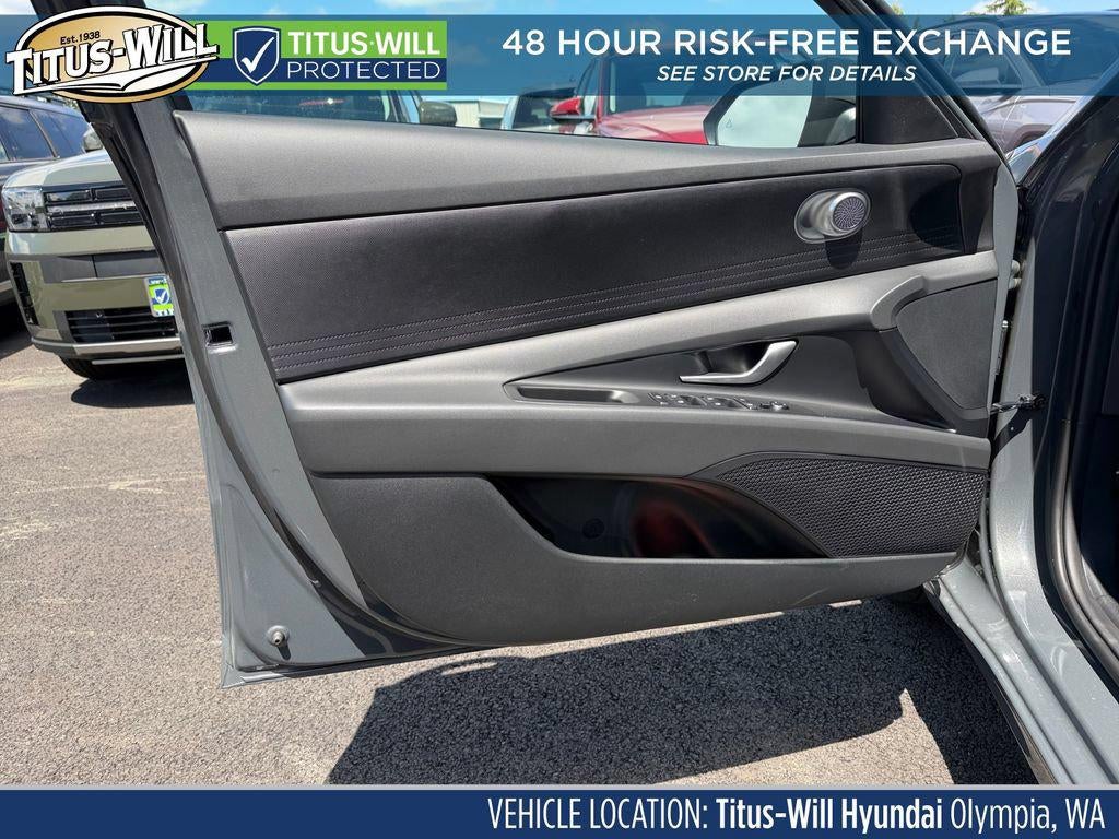 2026 Hyundai Elantra SE