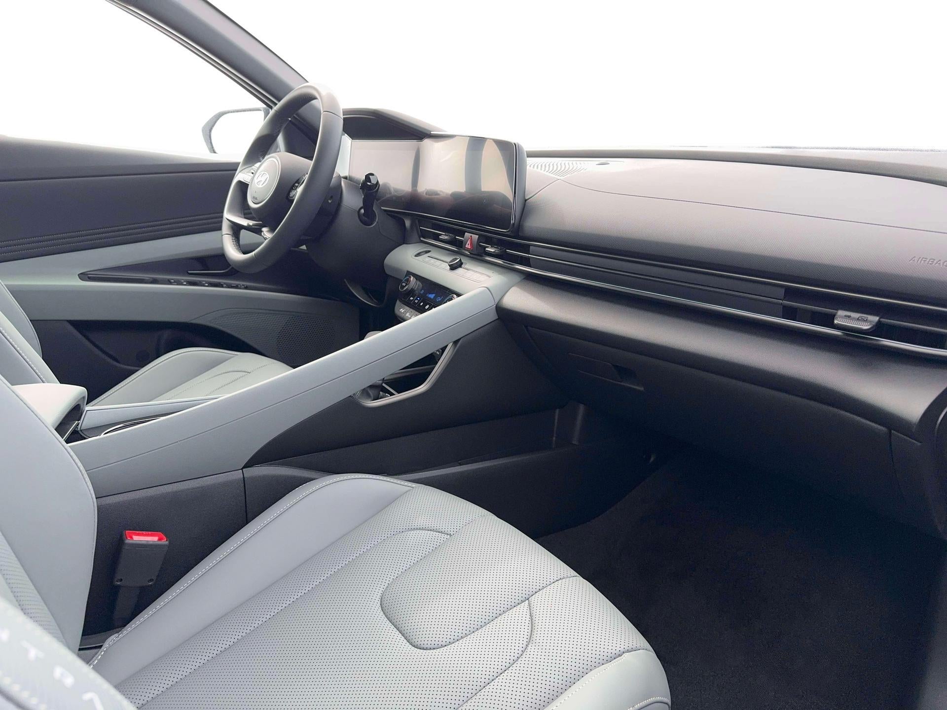 2026 Hyundai Elantra Hybrid Limited