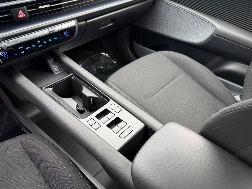 2024 Hyundai IONIQ 6 SE