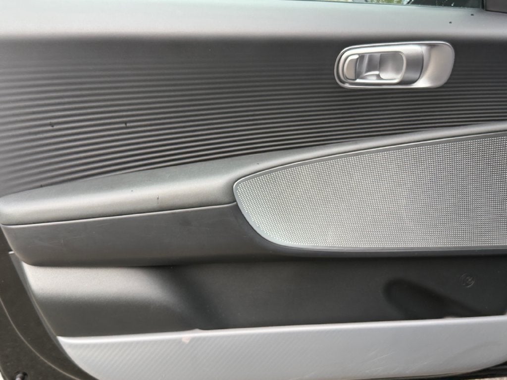 2024 Hyundai IONIQ 6 SE