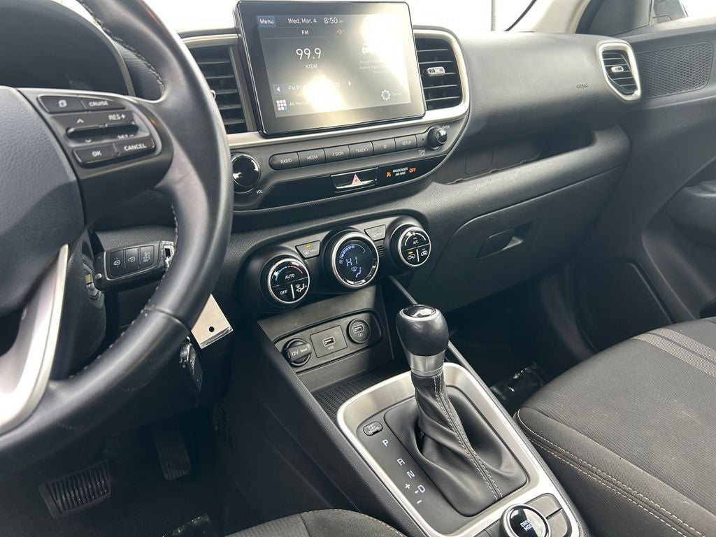 2021 Hyundai Venue SEL