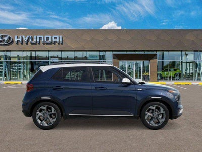 2026 Hyundai Venue SEL w/Two-Tone Roof