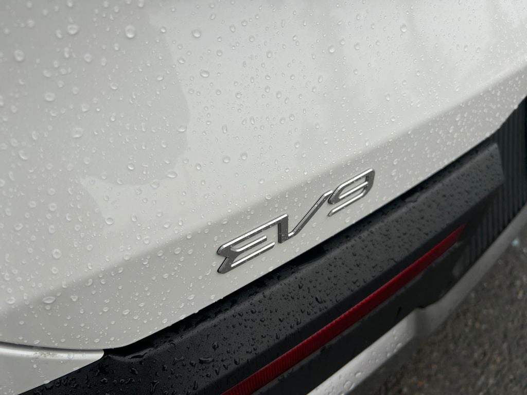 2024 Kia EV9 Wind