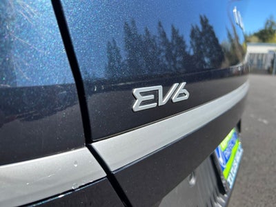 2024 Kia EV6 Light