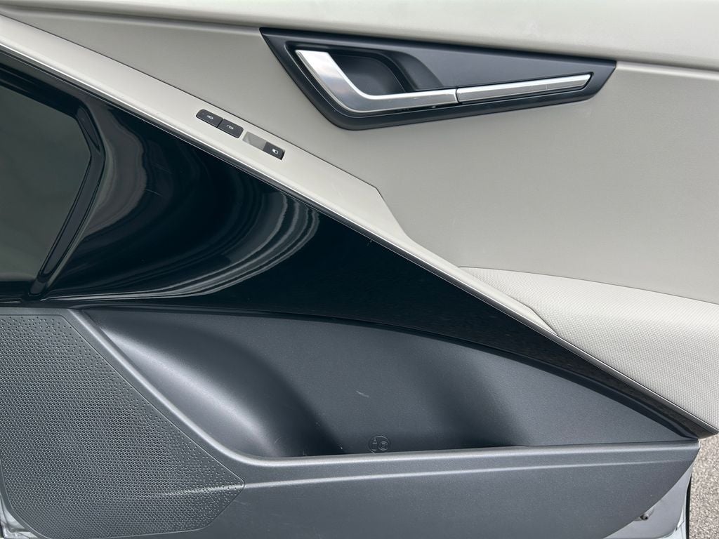 2023 Kia Niro EV Wind