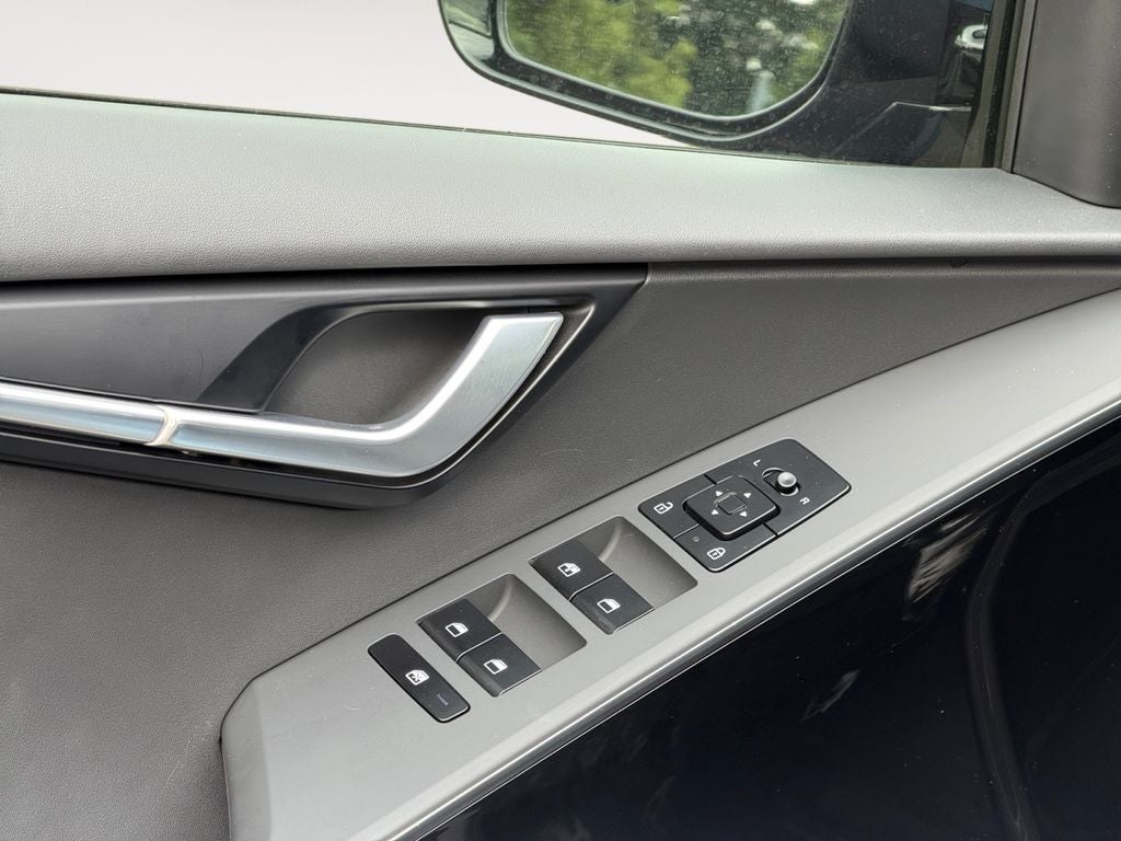 2024 Kia Niro EV Wind