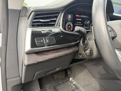 2021 Audi Q8 55 Prestige quattro
