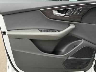 2021 Audi Q8 55 Prestige quattro