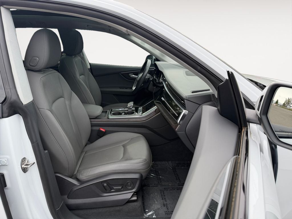 2021 Audi Q8 55 Prestige quattro
