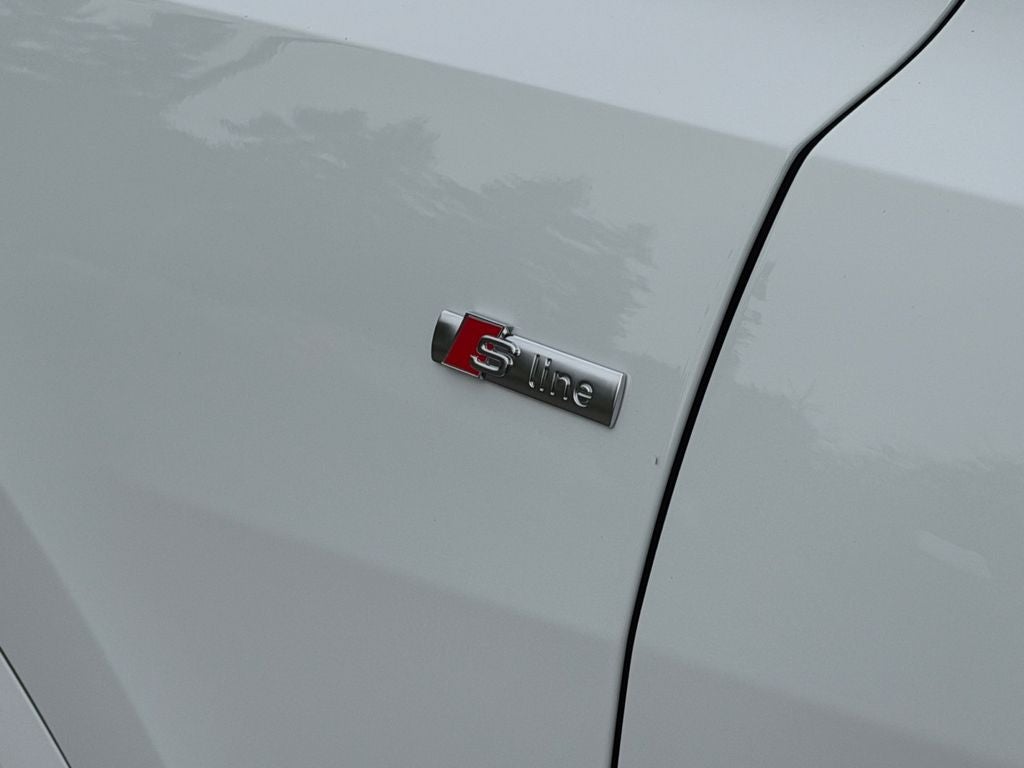 2021 Audi Q8 55 Prestige quattro