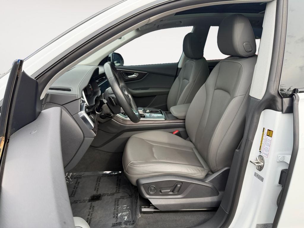 2021 Audi Q8 55 Prestige quattro