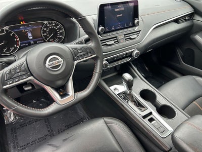 2022 Nissan Altima 2.5 SR AWD