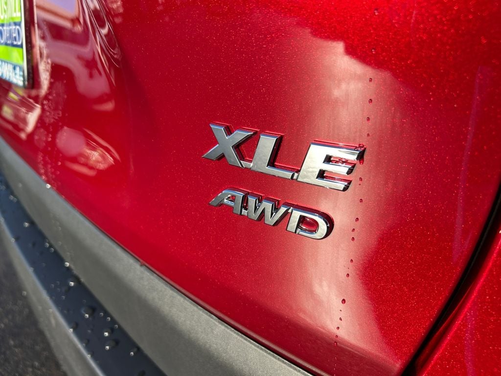 2025 Toyota RAV4 XLE Premium