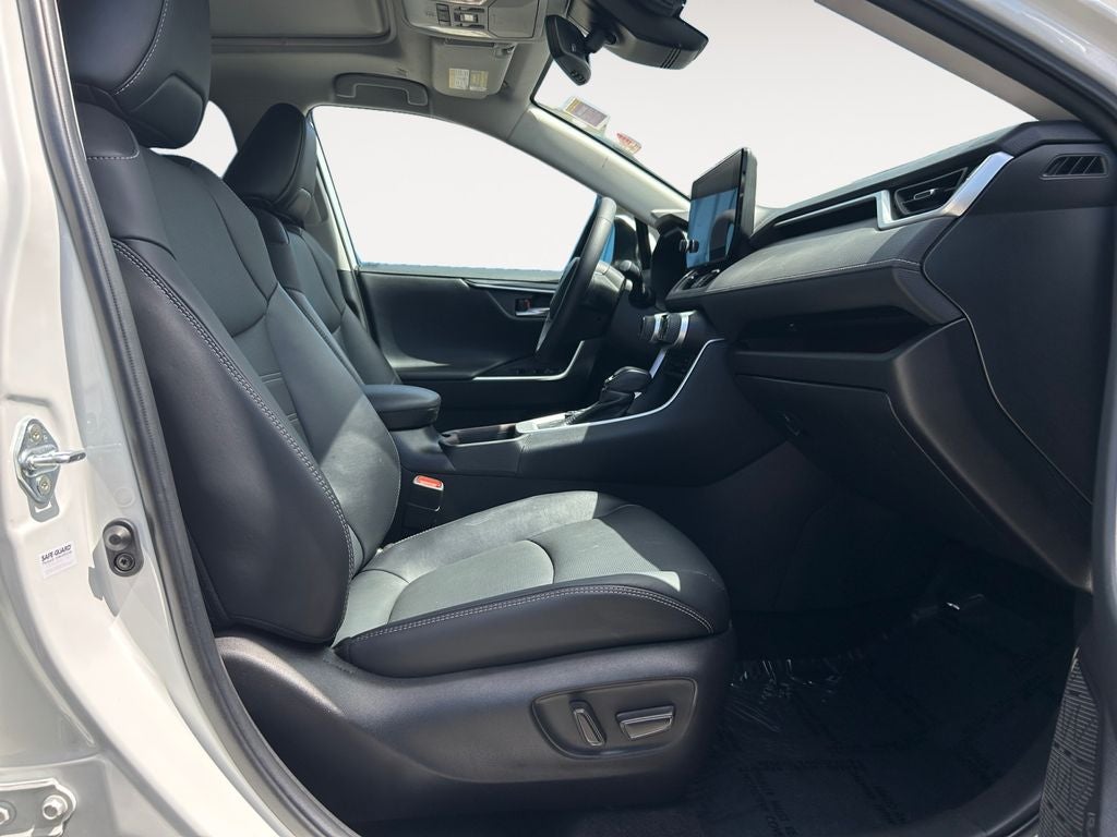 2024 Toyota RAV4 HYBRID Limited