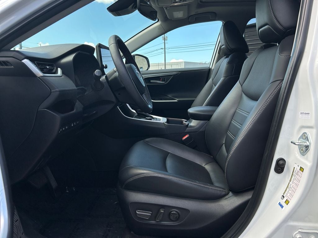 2024 Toyota RAV4 HYBRID Limited