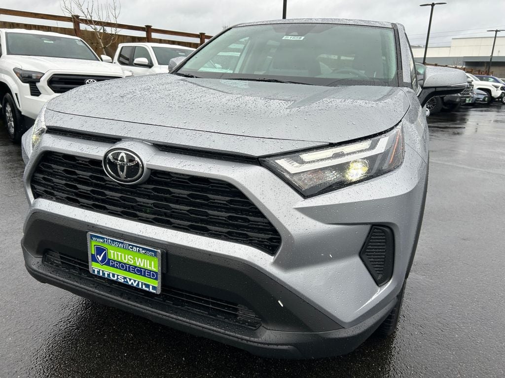 2025 Toyota RAV4 LE