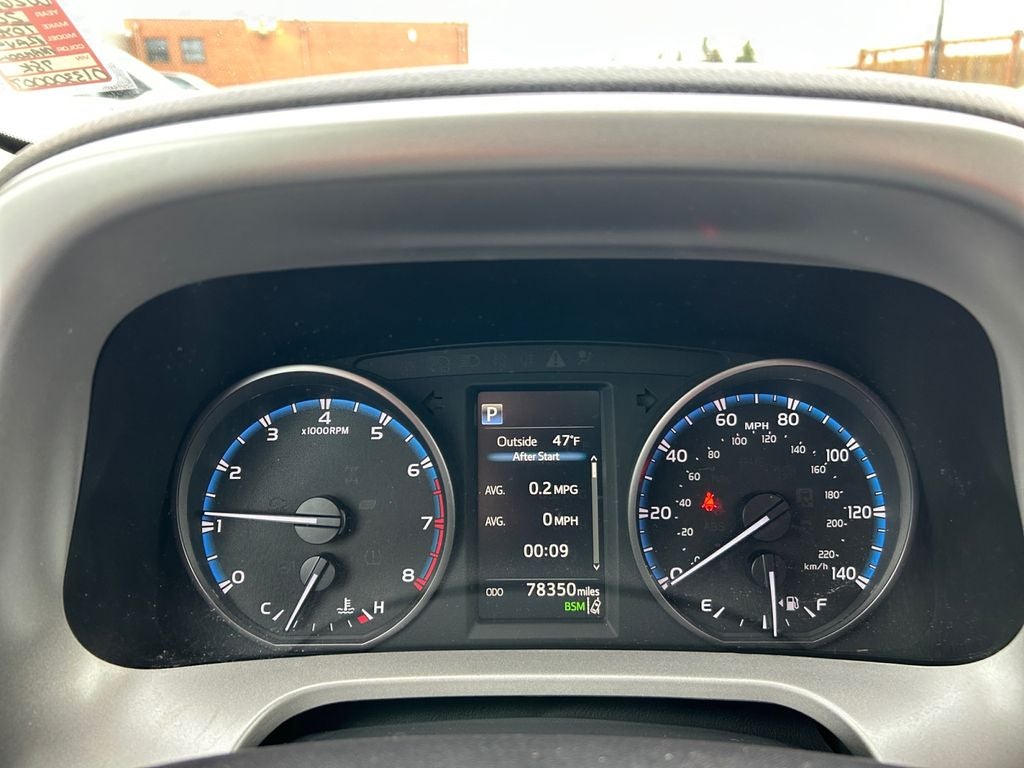 2017 Toyota RAV4 XLE 1 Owner Local