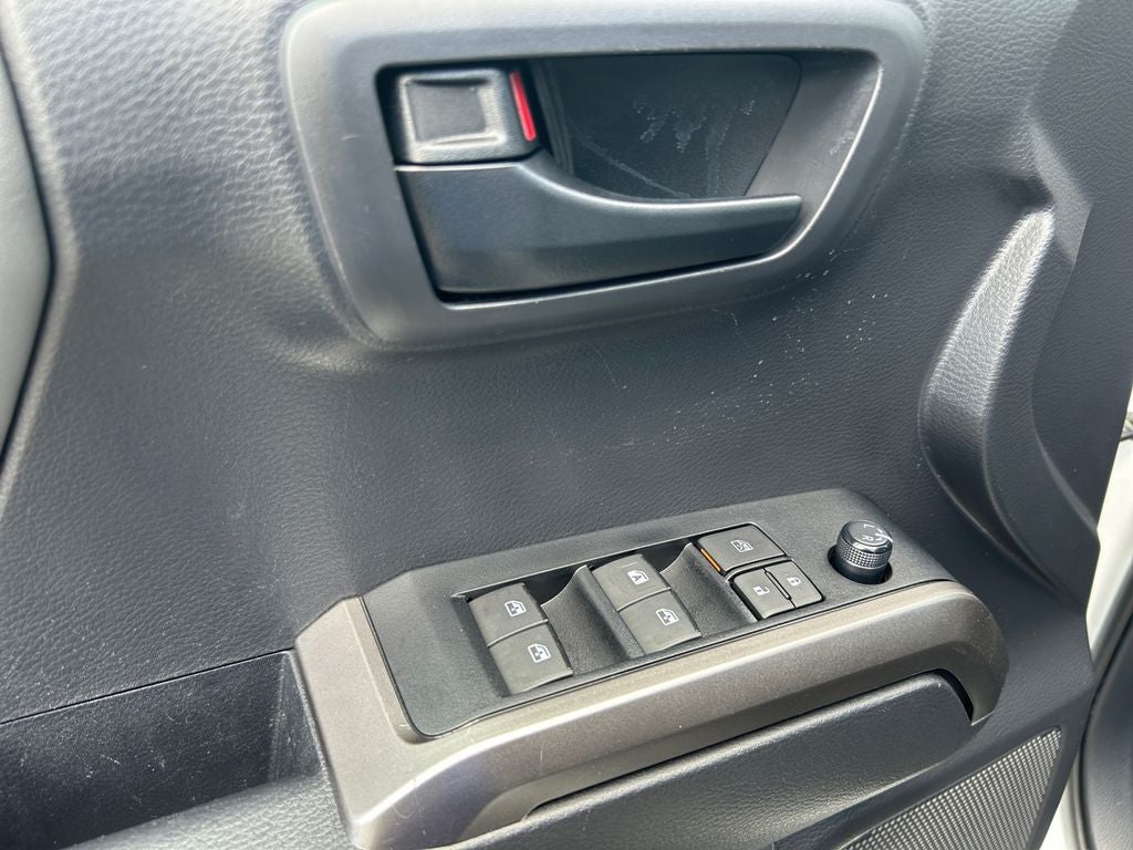 2022 Toyota Tacoma SR5 V6