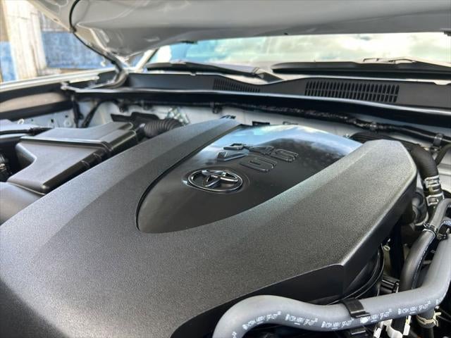 2022 Toyota Tacoma SR5 V6