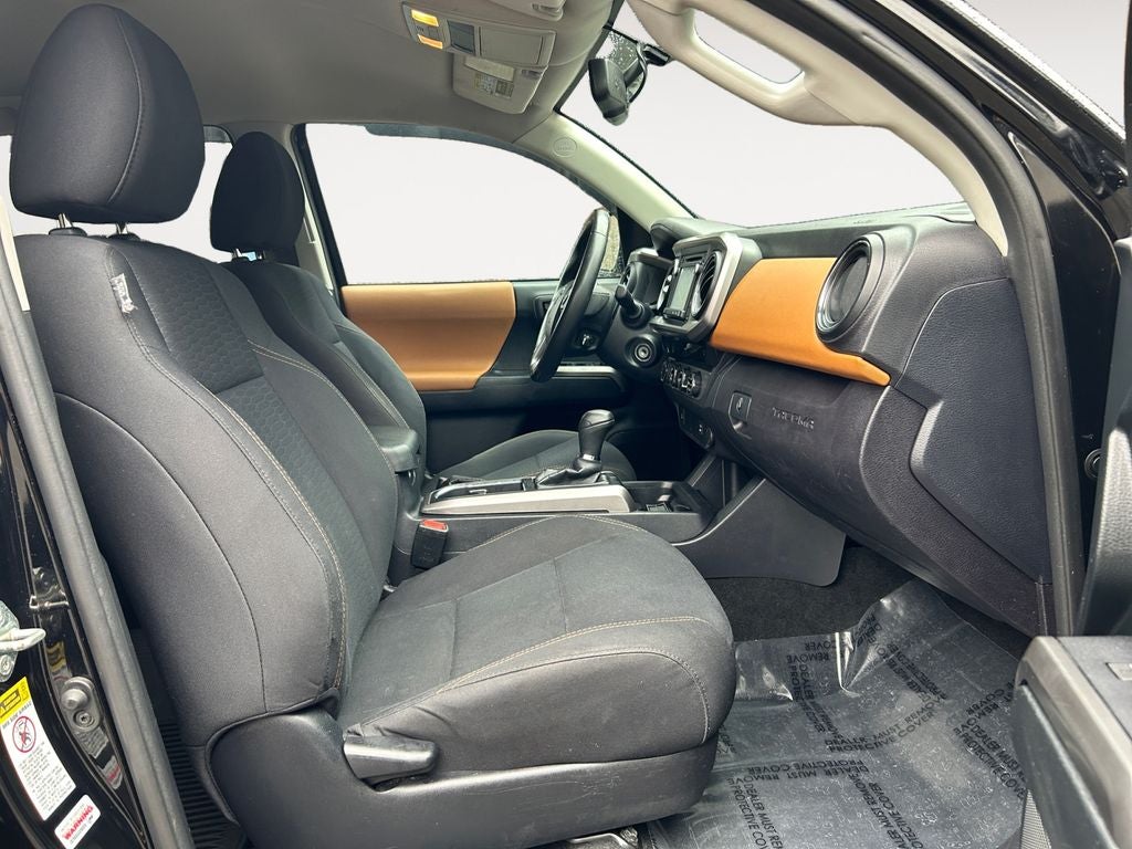 2017 Toyota TACOMA SR5 SR5